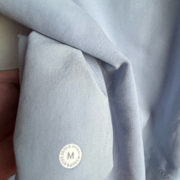 Lululemon Classic-Fit Pullover Hoodie - Picture 6 of 6